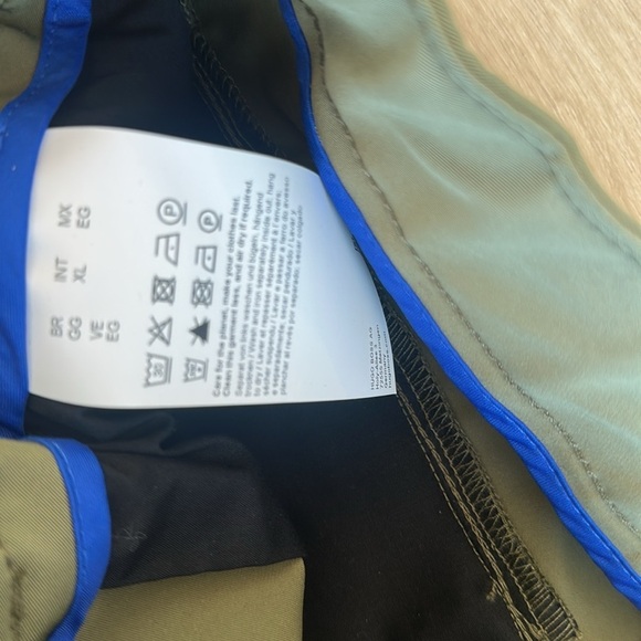 Hugo Boss
Men's Geiko Tapered Fit Casual Trousers - Picture 6 of 9